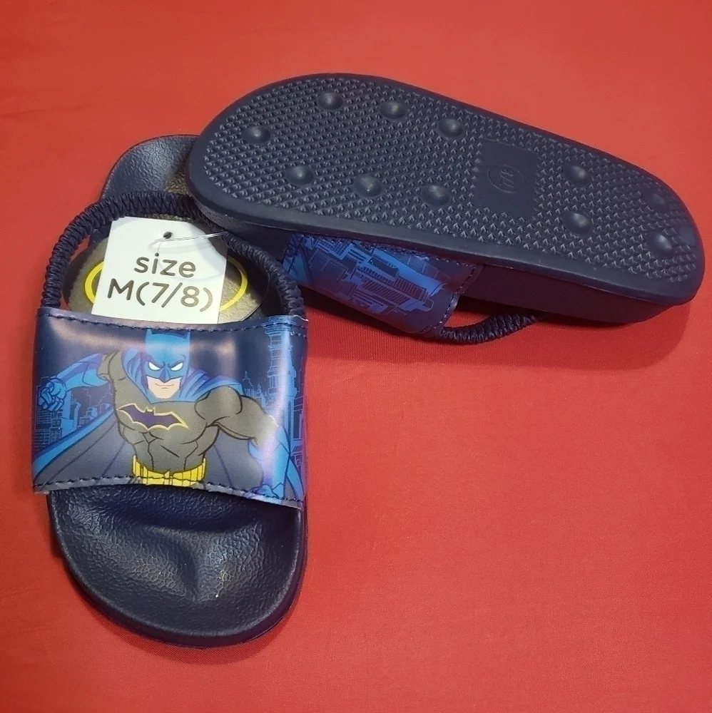 blue batman and red mickey flip flops set size M(7/8)